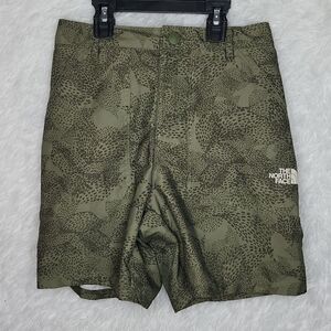 The North Face Shorts 